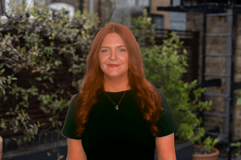 Keely Warr